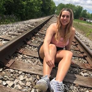 Meet your Posher, Julia